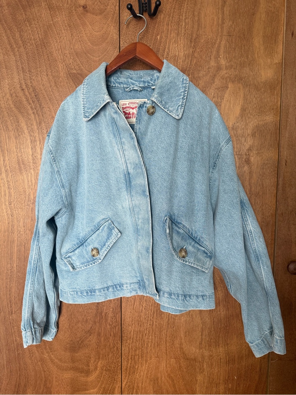 Levi's Light Blue Denim Cropped Jean Jacket - Women's